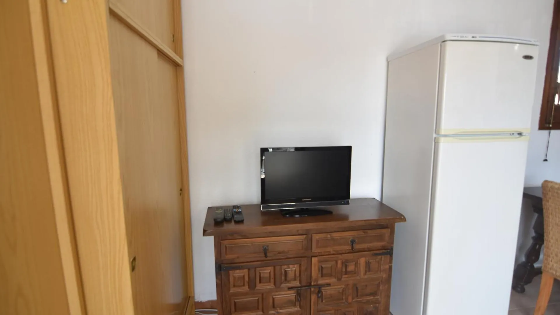 Rnet - Sol Y Playa Roses Apartment